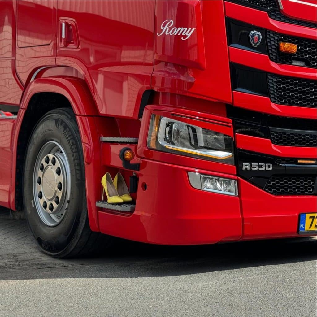 Vrachtwagen laten polijsten en lakbescherming door Eye4Clean.nl