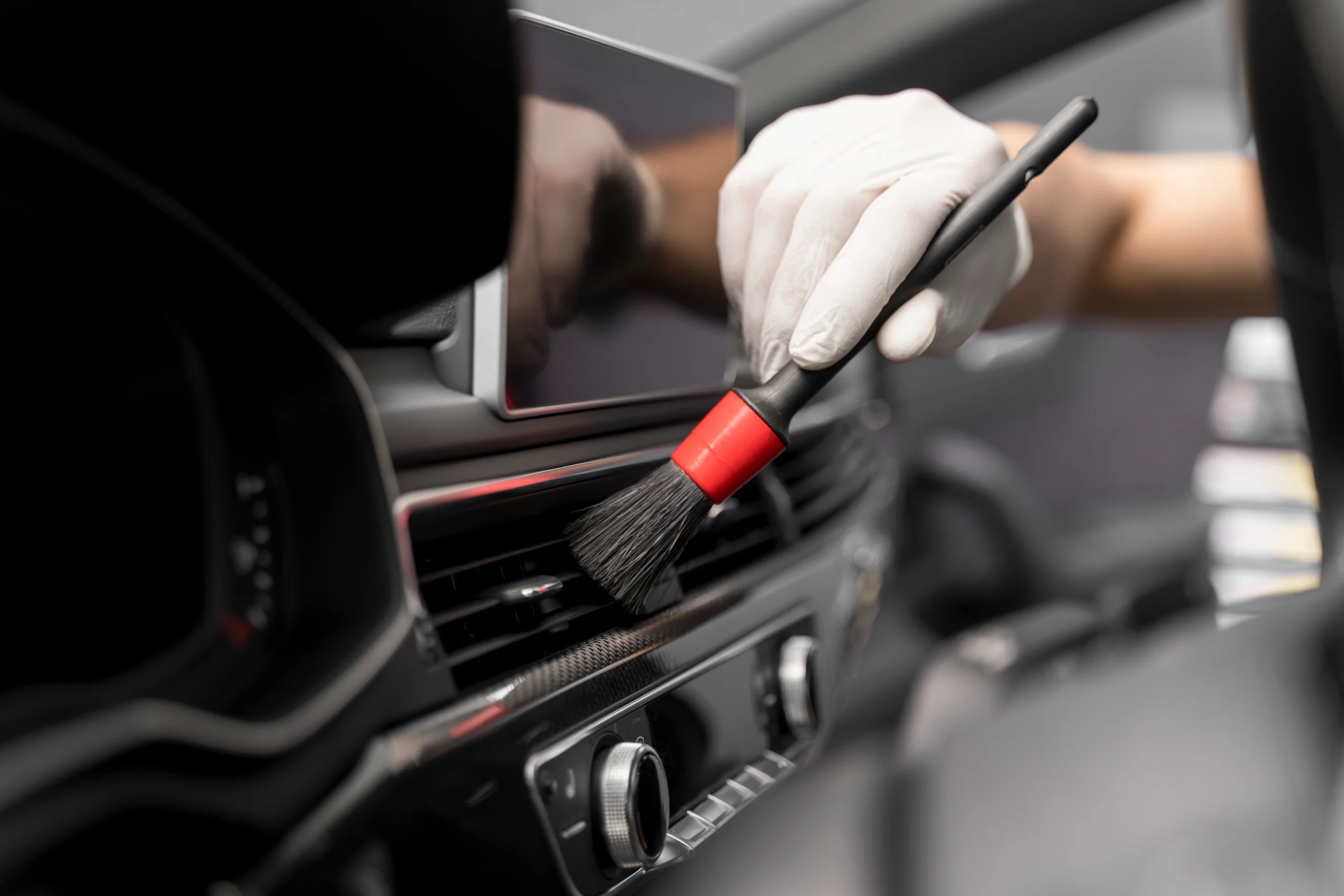 Prijzen & Pakketten 5 Auto detailing voor klanten uit Hilvarenbeek bij Eye4Clean