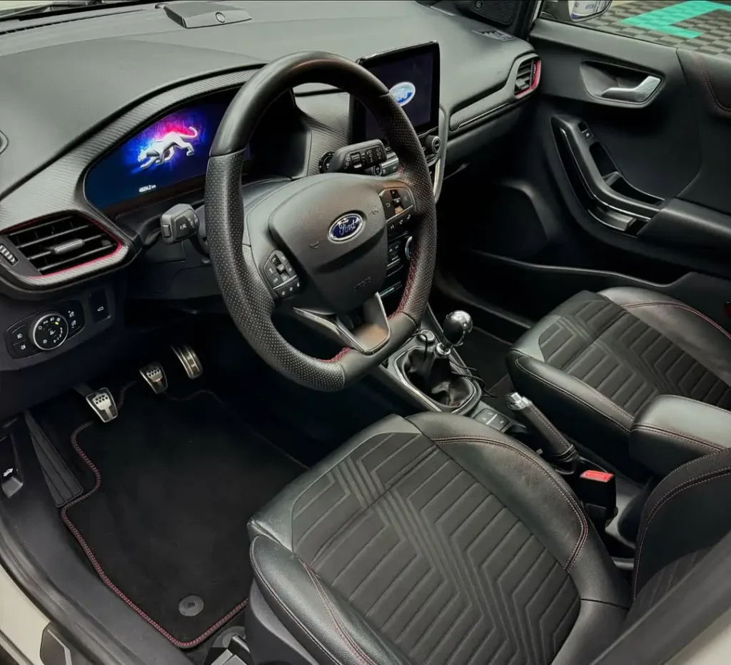 Ford hebt gekocht in Hilvarenbeek? Bescherm hem exclusief bij Eye4Clean 3 Interieur geimpregneerd ford puma 2020