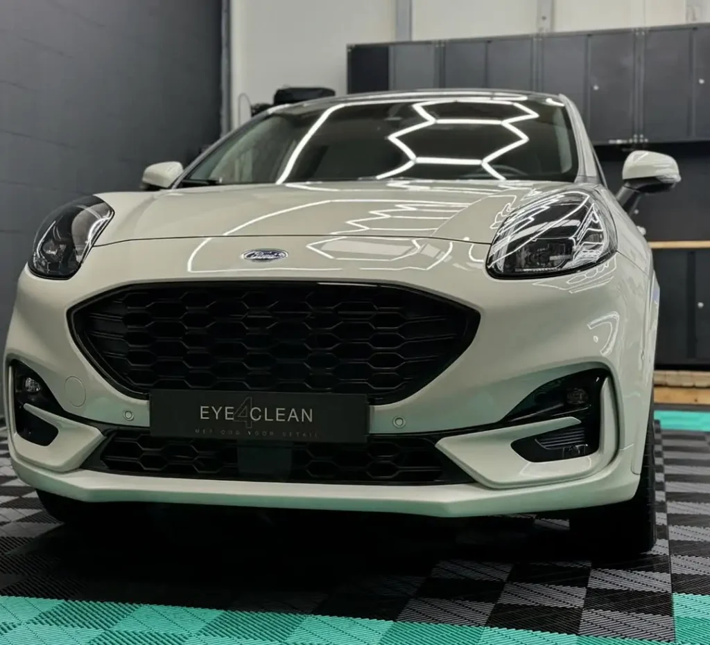 Ford hebt gekocht in Hilvarenbeek? Bescherm hem exclusief bij Eye4Clean 2 Keramische coating op ford puma 2020 door eye4clean