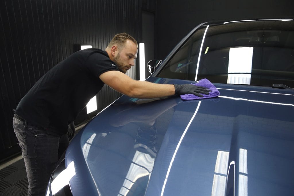 EYE4CLEAN Uitpoetsen BMW IX M70 Auto Detailing